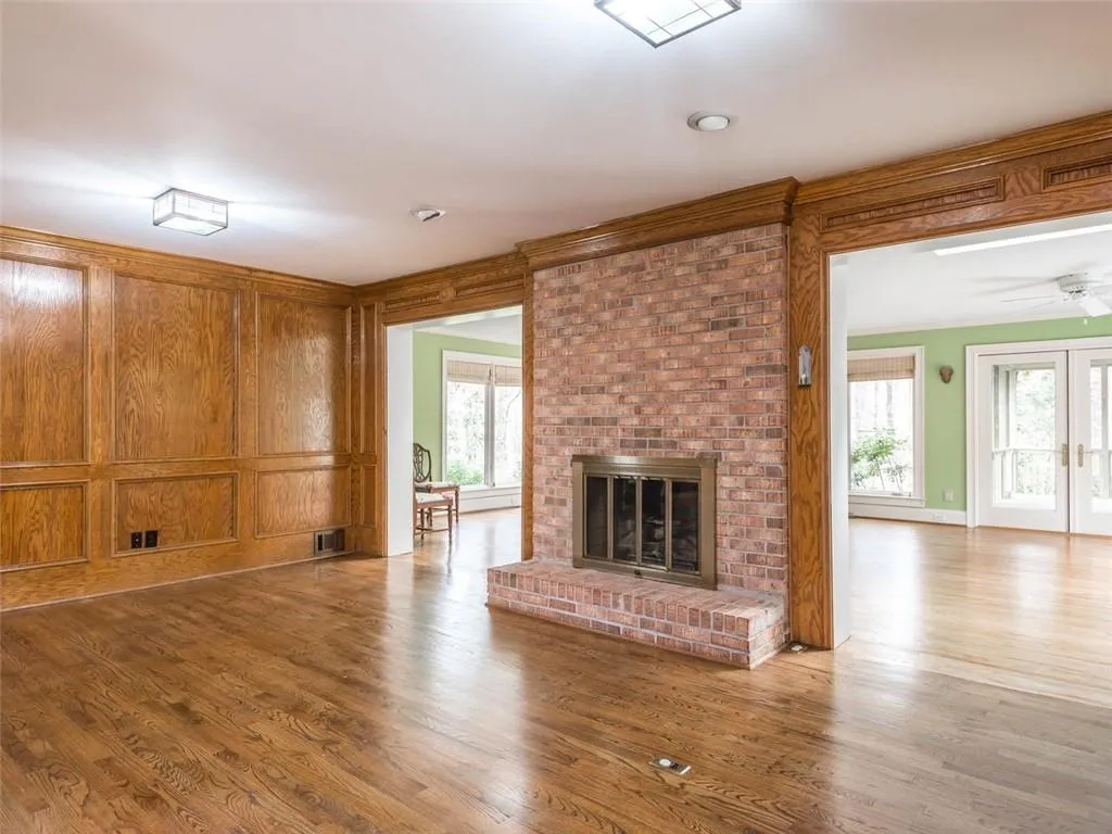 8265 Hewlett Road, Sandy Springs, Georgia 30350, 5 Bedrooms Bedrooms, ,4 BathroomsBathrooms,Residential,Sold,8265 Hewlett Road,6526217