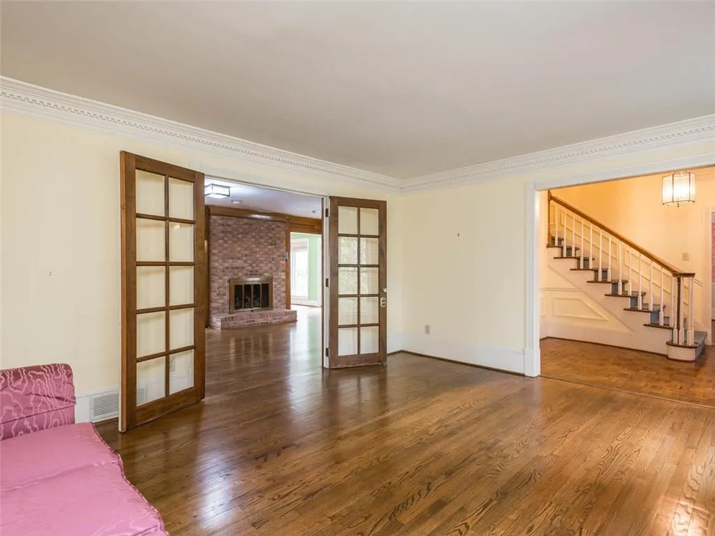 8265 Hewlett Road, Sandy Springs, Georgia 30350, 5 Bedrooms Bedrooms, ,4 BathroomsBathrooms,Residential,Sold,8265 Hewlett Road,6526217