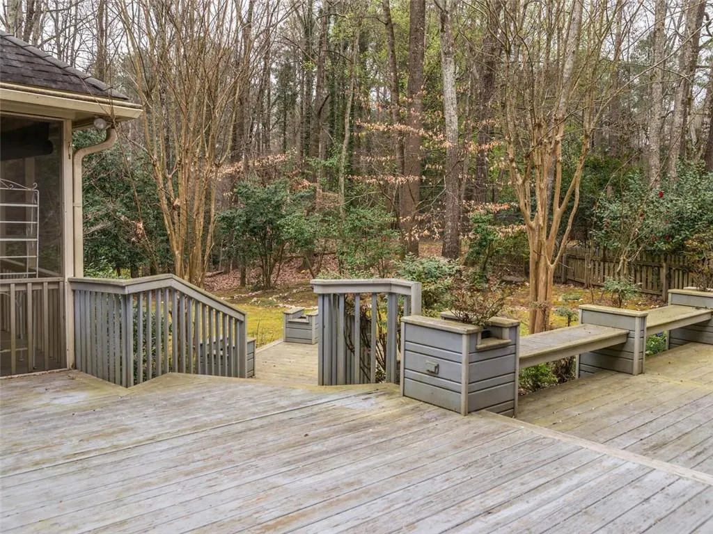 8265 Hewlett Road, Sandy Springs, Georgia 30350, 5 Bedrooms Bedrooms, ,4 BathroomsBathrooms,Residential,Sold,8265 Hewlett Road,6526217