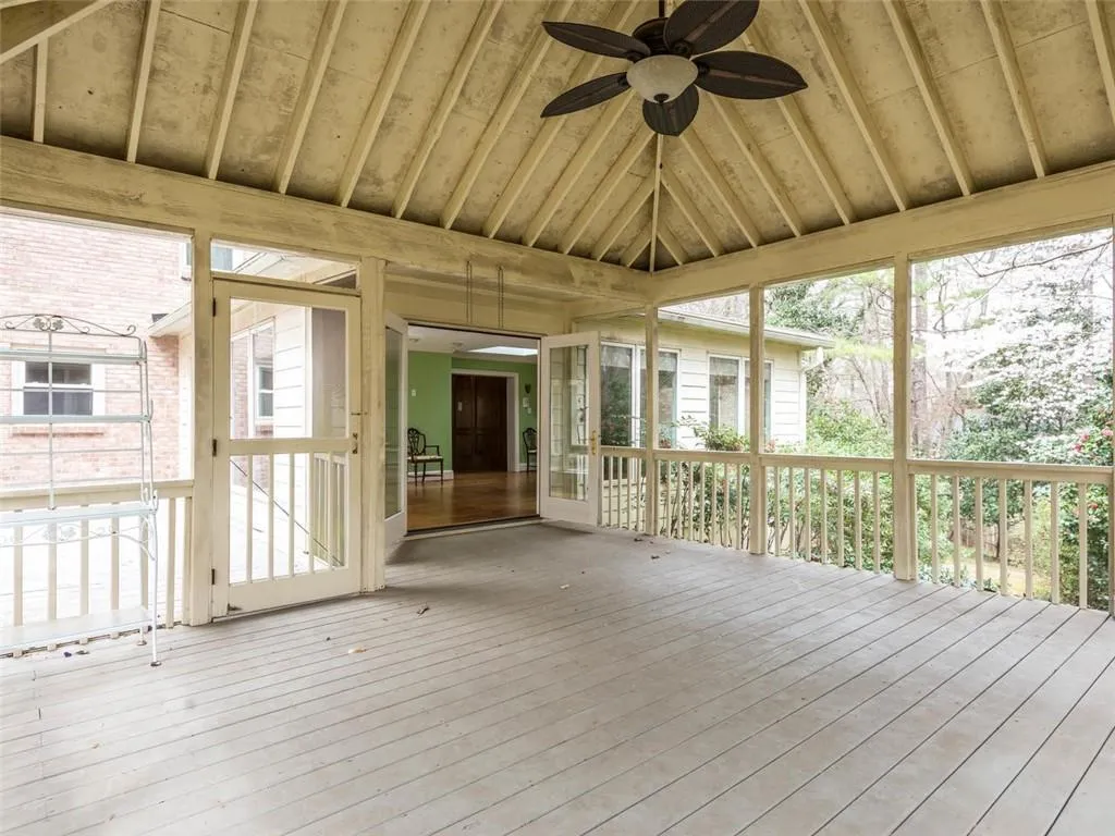 8265 Hewlett Road, Sandy Springs, Georgia 30350, 5 Bedrooms Bedrooms, ,4 BathroomsBathrooms,Residential,Sold,8265 Hewlett Road,6526217