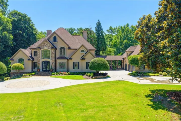1390 Hillside Drive, Grayson, Georgia 30017
