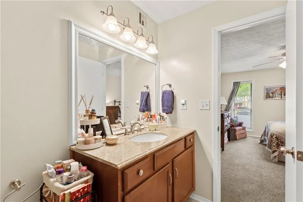 1206 Woodcliff Drive, Sandy Springs, Georgia 30350, 2 Bedrooms Bedrooms, ,2 BathroomsBathrooms,Residential,Sold,1206 Woodcliff Drive,7062040