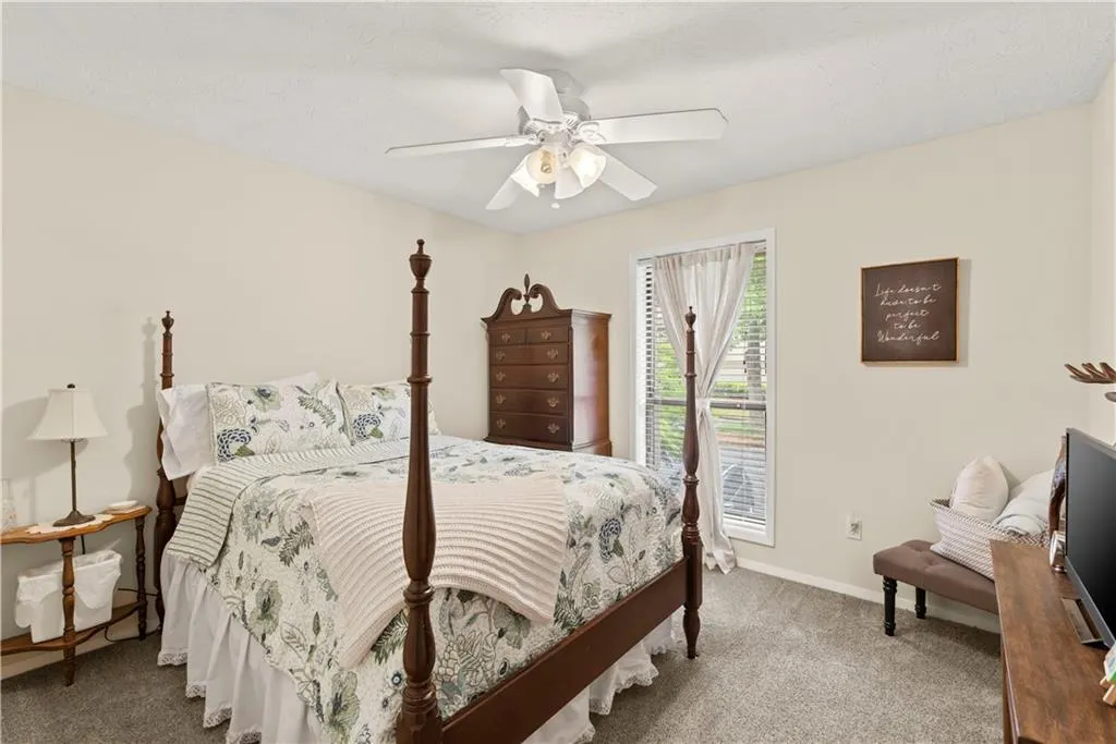 1206 Woodcliff Drive, Sandy Springs, Georgia 30350, 2 Bedrooms Bedrooms, ,2 BathroomsBathrooms,Residential,Sold,1206 Woodcliff Drive,7062040