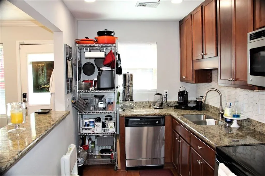 215 Winding River Drive Unit A, Atlanta, Georgia 30350, 2 Bedrooms Bedrooms, ,2 BathroomsBathrooms,Residential,Sold,215 Winding River Drive Unit A,6927956