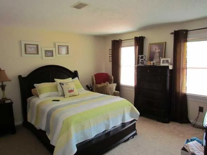 704 Hollyfax Circle Unit 704, Atlanta, Georgia 30328, 1 Bedroom Bedrooms, ,1 BathroomBathrooms,Residential,Sold,704 Hollyfax Circle Unit 704,5703912