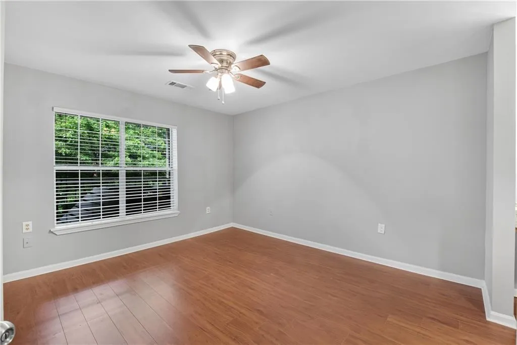 3655 Habersham Road Ne Unit 244b, Atlanta, Georgia 30305, 1 Bedroom Bedrooms, ,1 BathroomBathrooms,Residential,For Sale,3655 Habersham Road Ne Unit 244b,7574741