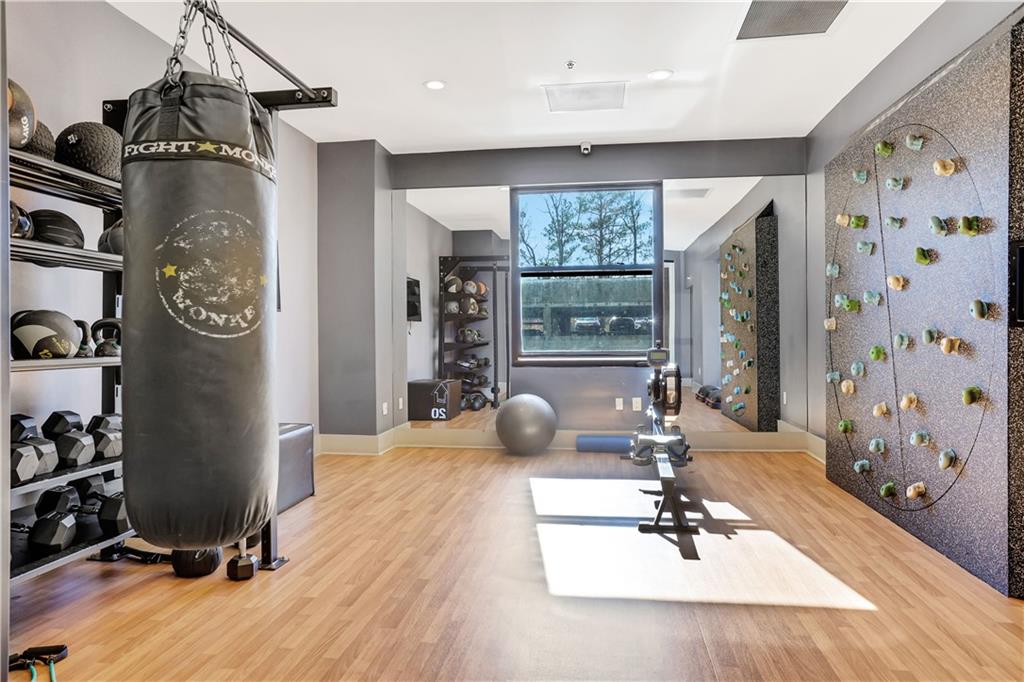 795 Hammond Drive Unit 1711, Atlanta, Georgia 30328, 1 Bedroom Bedrooms, ,1 BathroomBathrooms,Residential,Sold,795 Hammond Drive Unit 1711,7311328