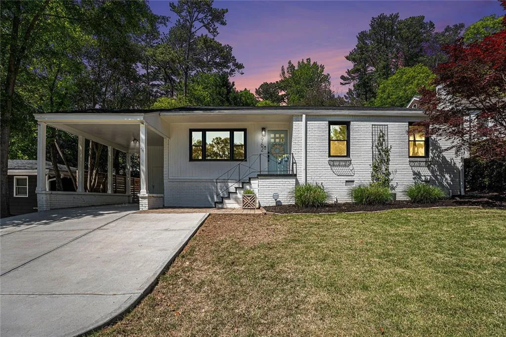 962 Cardova Drive Ne, Atlanta, Georgia 30324, 4 Bedrooms Bedrooms, ,2 BathroomsBathrooms,Residential,Sold,962 Cardova Drive Ne,7577131