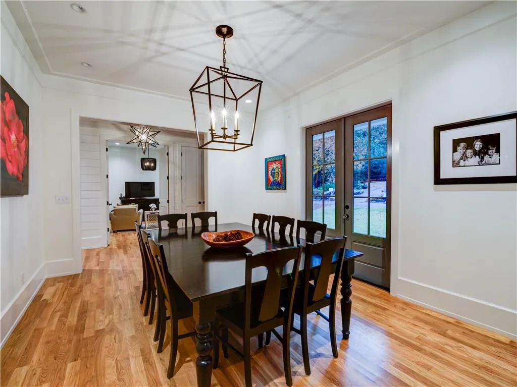 60 Lake Forrest Lane Ne, Atlanta, Georgia 30342, 5 Bedrooms Bedrooms, ,5 BathroomsBathrooms,Residential,Sold,60 Lake Forrest Lane Ne,5780761