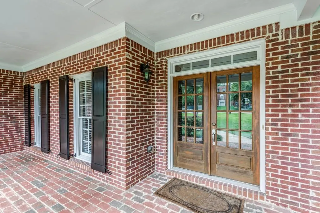 1210 Pine Grove Avenue, Atlanta, Georgia 30319, 5 Bedrooms Bedrooms, ,4 BathroomsBathrooms,Residential,Sold,1210 Pine Grove Avenue,5885206