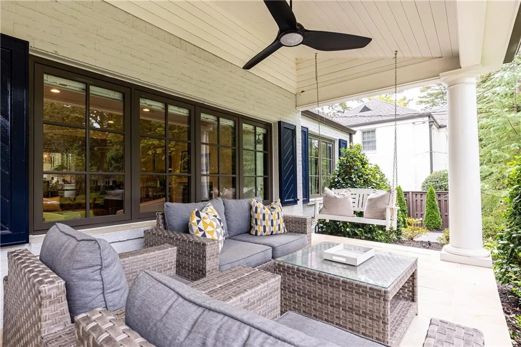660 Old Ivy Road Ne, Atlanta, Georgia 30342, 4 Bedrooms Bedrooms, ,3 BathroomsBathrooms,Residential,For Sale,660 Old Ivy Road Ne,7659174