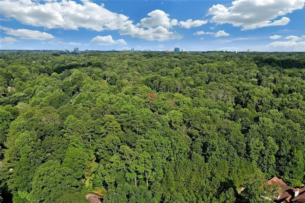 6050 Blackwater Trail, Atlanta, Georgia 30328, 5 Bedrooms Bedrooms, ,4 BathroomsBathrooms,Residential,Sold,6050 Blackwater Trail,7429118