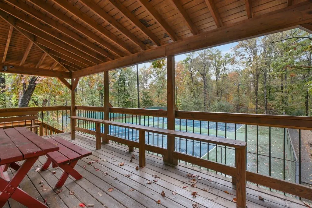 7000 Wycombe Road, Sandy Springs, Georgia 30328, 5 Bedrooms Bedrooms, ,3 BathroomsBathrooms,Residential,Sold,7000 Wycombe Road,6101516