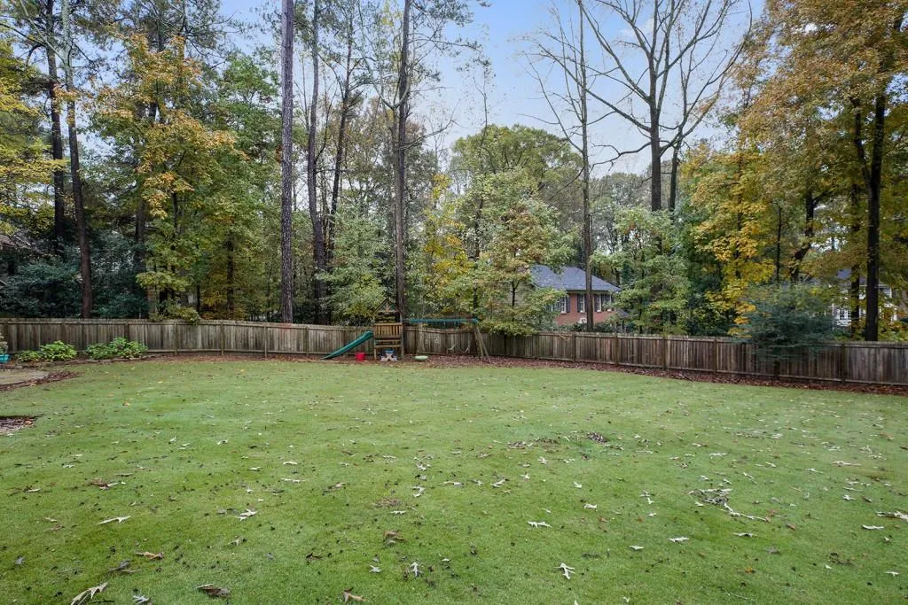 7000 Wycombe Road, Sandy Springs, Georgia 30328, 5 Bedrooms Bedrooms, ,3 BathroomsBathrooms,Residential,Sold,7000 Wycombe Road,6101516