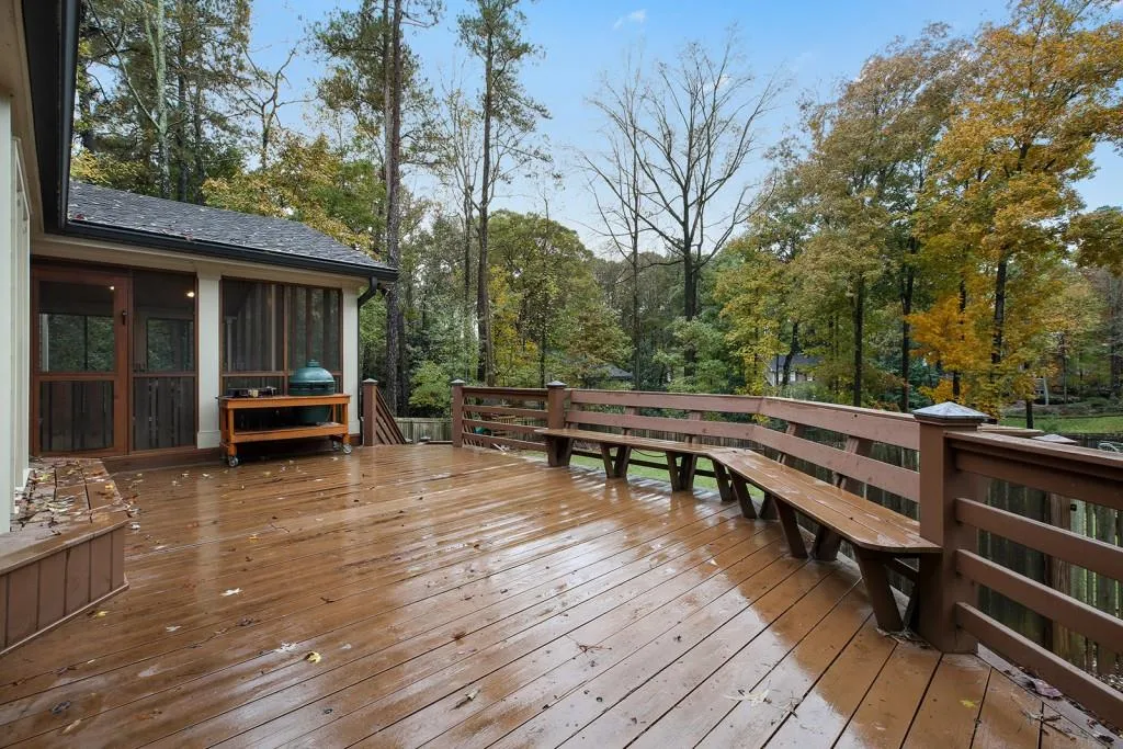7000 Wycombe Road, Sandy Springs, Georgia 30328, 5 Bedrooms Bedrooms, ,3 BathroomsBathrooms,Residential,Sold,7000 Wycombe Road,6101516