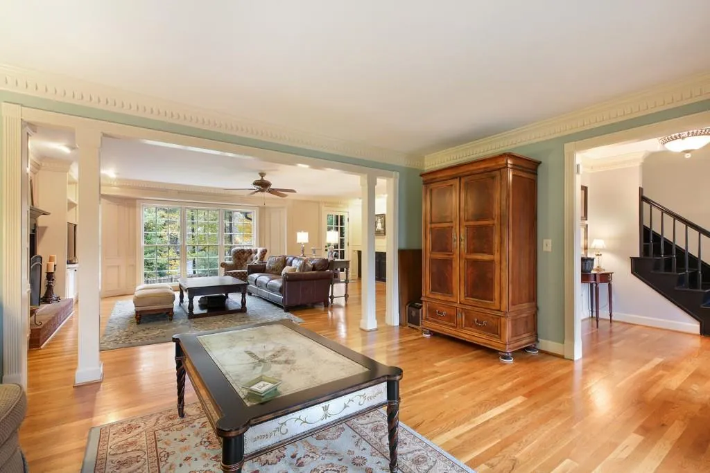 7000 Wycombe Road, Sandy Springs, Georgia 30328, 5 Bedrooms Bedrooms, ,3 BathroomsBathrooms,Residential,Sold,7000 Wycombe Road,6101516