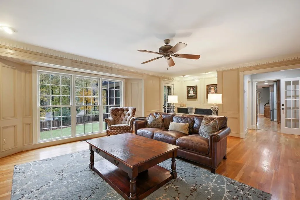 7000 Wycombe Road, Sandy Springs, Georgia 30328, 5 Bedrooms Bedrooms, ,3 BathroomsBathrooms,Residential,Sold,7000 Wycombe Road,6101516