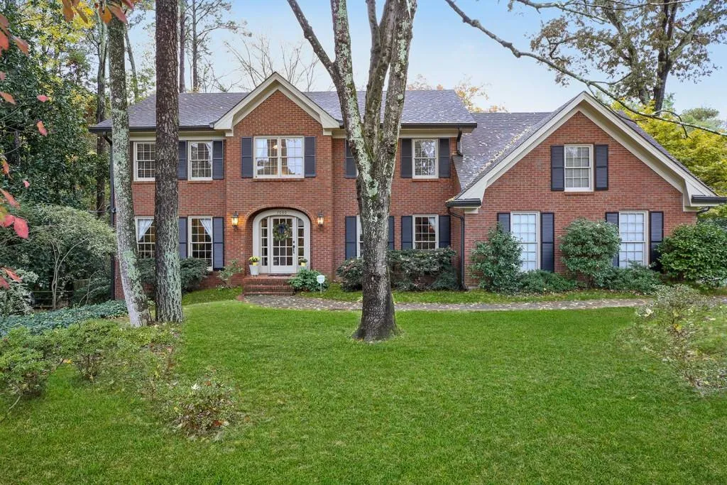 7000 Wycombe Road, Sandy Springs, Georgia 30328, 5 Bedrooms Bedrooms, ,3 BathroomsBathrooms,Residential,Sold,7000 Wycombe Road,6101516