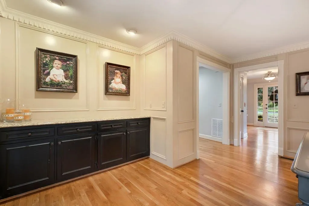 7000 Wycombe Road, Sandy Springs, Georgia 30328, 5 Bedrooms Bedrooms, ,3 BathroomsBathrooms,Residential,Sold,7000 Wycombe Road,6101516