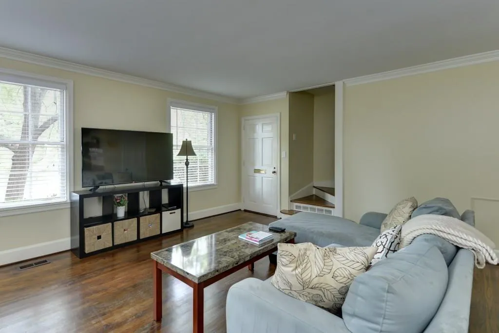 87 Delmont Drive Ne, Atlanta, Georgia 30305, 2 Bedrooms Bedrooms, ,1 BathroomBathrooms,Residential,Sold,87 Delmont Drive Ne,5725882