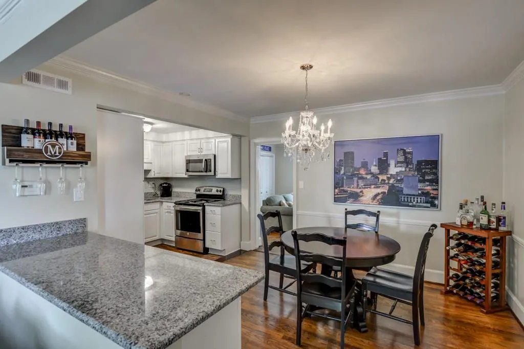 87 Delmont Drive Ne, Atlanta, Georgia 30305, 2 Bedrooms Bedrooms, ,1 BathroomBathrooms,Residential,Sold,87 Delmont Drive Ne,5725882