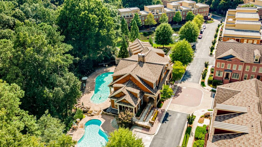One River Place is known for its amazing amenities, including two saltwater pools, a clubhouse with meeting rooms, 24hr gym, full-time concierge, and event space, plus a 24/7 security manned guard gate.