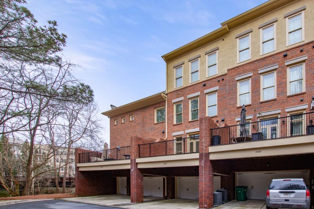 1507 Riversedge Drive Unit 109, Atlanta, Georgia 30339, 4 Bedrooms Bedrooms, ,4 BathroomsBathrooms,Residential,Sold,1507 Riversedge Drive Unit 109,7338124