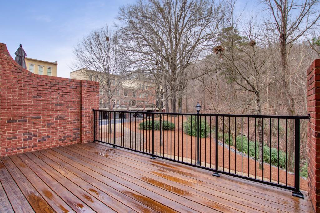 1507 Riversedge Drive Unit 109, Atlanta, Georgia 30339, 4 Bedrooms Bedrooms, ,4 BathroomsBathrooms,Residential,Sold,1507 Riversedge Drive Unit 109,7338124