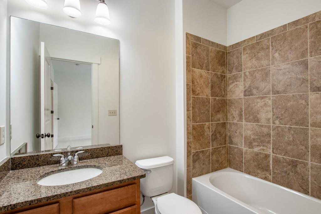 1507 Riversedge Drive Unit 109, Atlanta, Georgia 30339, 4 Bedrooms Bedrooms, ,4 BathroomsBathrooms,Residential,Sold,1507 Riversedge Drive Unit 109,7338124