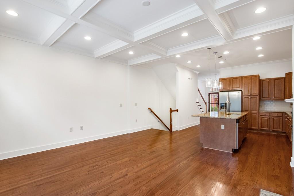1507 Riversedge Drive Unit 109, Atlanta, Georgia 30339, 4 Bedrooms Bedrooms, ,4 BathroomsBathrooms,Residential,Sold,1507 Riversedge Drive Unit 109,7338124