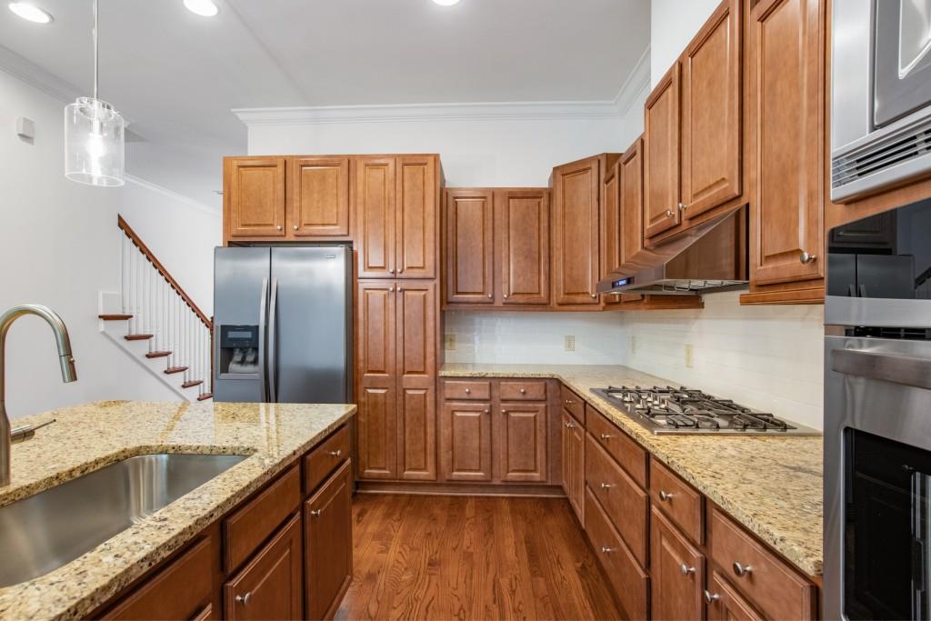 1507 Riversedge Drive Unit 109, Atlanta, Georgia 30339, 4 Bedrooms Bedrooms, ,4 BathroomsBathrooms,Residential,Sold,1507 Riversedge Drive Unit 109,7338124