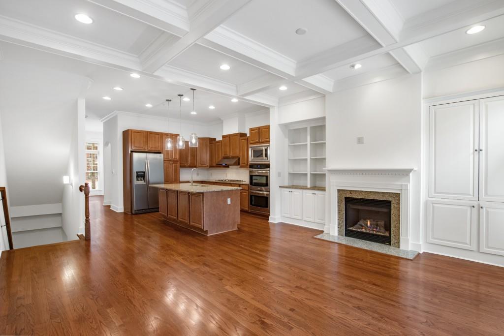 1507 Riversedge Drive Unit 109, Atlanta, Georgia 30339, 4 Bedrooms Bedrooms, ,4 BathroomsBathrooms,Residential,Sold,1507 Riversedge Drive Unit 109,7338124