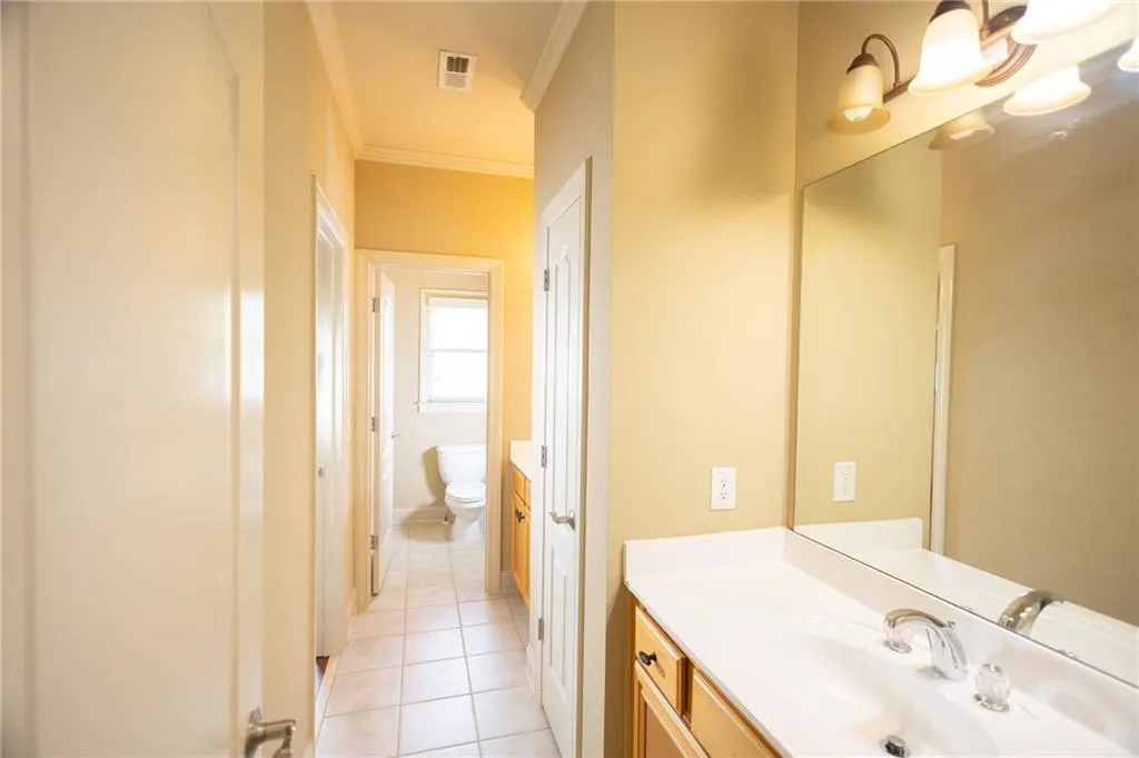 6277 Mount Vernon Oaks Drive, Atlanta, Georgia 30328, 5 Bedrooms Bedrooms, ,3 BathroomsBathrooms,Residential,Sold,6277 Mount Vernon Oaks Drive,7578826