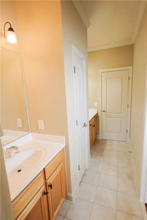 6277 Mount Vernon Oaks Drive, Atlanta, Georgia 30328, 5 Bedrooms Bedrooms, ,3 BathroomsBathrooms,Residential,Sold,6277 Mount Vernon Oaks Drive,7578826