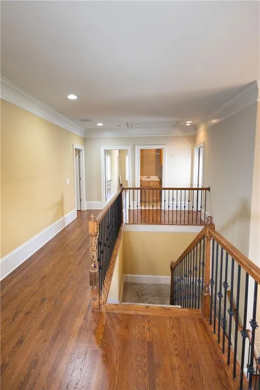6277 Mount Vernon Oaks Drive, Atlanta, Georgia 30328, 5 Bedrooms Bedrooms, ,3 BathroomsBathrooms,Residential,For Sale,6277 Mount Vernon Oaks Drive,7578826