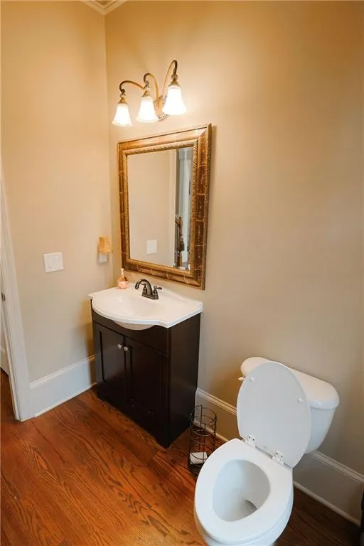 6277 Mount Vernon Oaks Drive, Atlanta, Georgia 30328, 5 Bedrooms Bedrooms, ,3 BathroomsBathrooms,Residential,For Sale,6277 Mount Vernon Oaks Drive,7578826