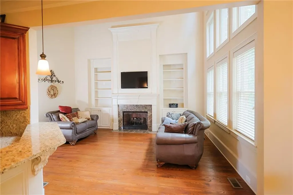 6277 Mount Vernon Oaks Drive, Atlanta, Georgia 30328, 5 Bedrooms Bedrooms, ,3 BathroomsBathrooms,Residential,For Sale,6277 Mount Vernon Oaks Drive,7578826