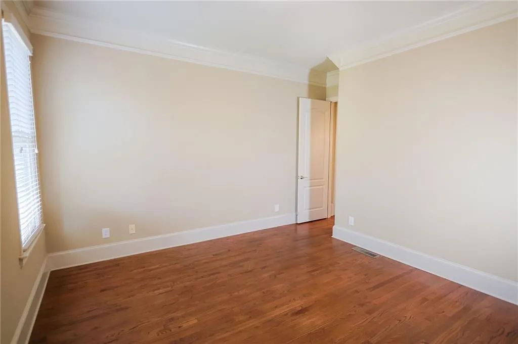 6277 Mount Vernon Oaks Drive, Atlanta, Georgia 30328, 5 Bedrooms Bedrooms, ,3 BathroomsBathrooms,Residential,For Sale,6277 Mount Vernon Oaks Drive,7578826