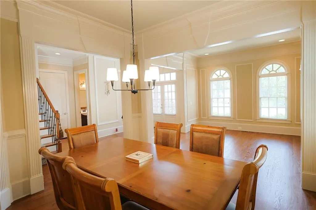 6277 Mount Vernon Oaks Drive, Atlanta, Georgia 30328, 5 Bedrooms Bedrooms, ,3 BathroomsBathrooms,Residential,For Sale,6277 Mount Vernon Oaks Drive,7578826