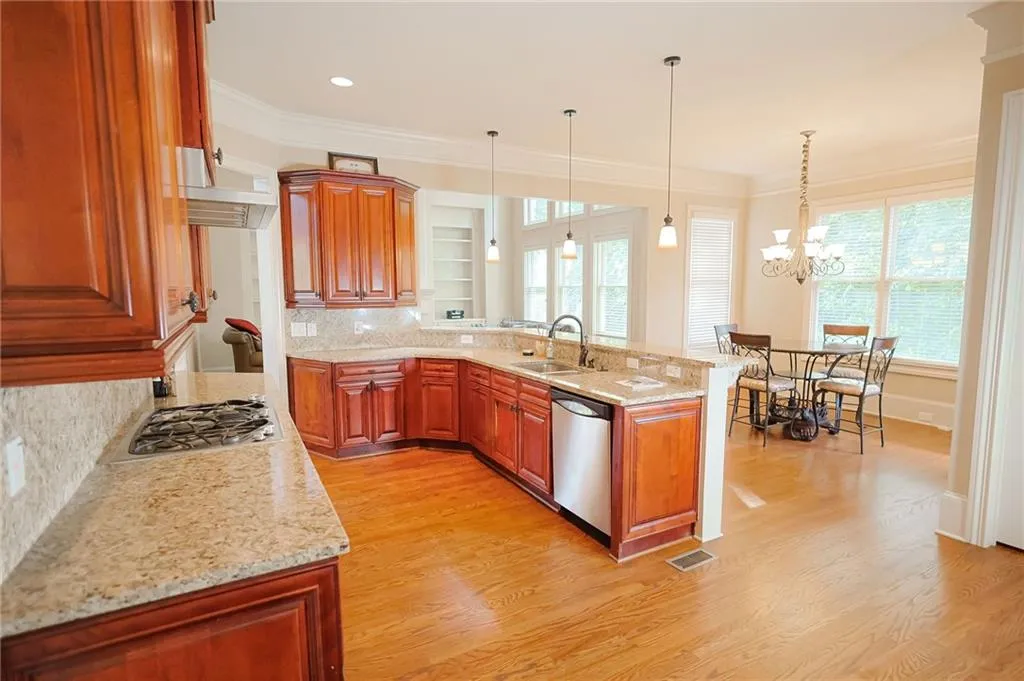 6277 Mount Vernon Oaks Drive, Atlanta, Georgia 30328, 5 Bedrooms Bedrooms, ,3 BathroomsBathrooms,Residential,For Sale,6277 Mount Vernon Oaks Drive,7578826