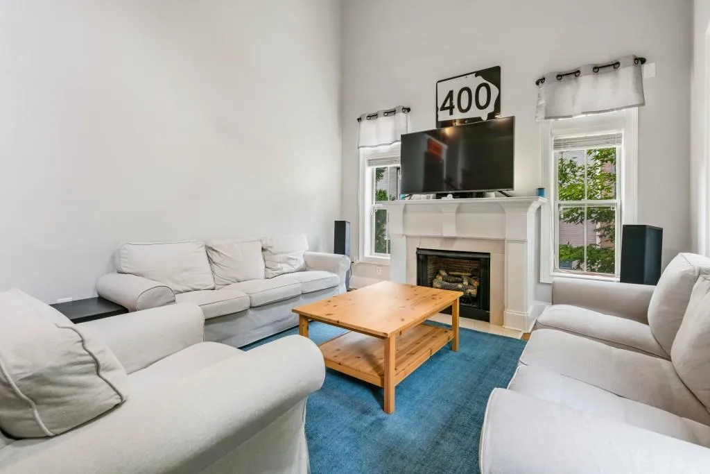 827 Perennial Drive, Sandy Springs, Georgia 30328, 2 Bedrooms Bedrooms, ,2 BathroomsBathrooms,Residential,Sold,827 Perennial Drive,7057831 827 Perennial Drive, Sandy Springs, Georgia 30328, 2 Bedrooms Bedrooms, ,2 BathroomsBathrooms,Residential,Sold,827 Perennial Drive,7057831