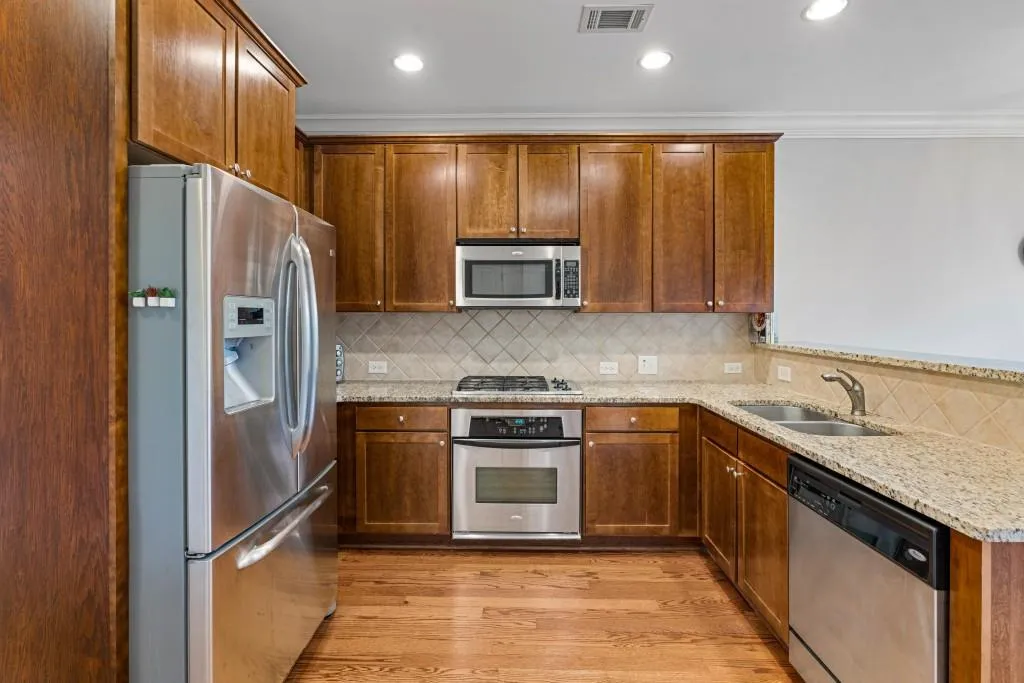 827 Perennial Drive, Sandy Springs, Georgia 30328, 2 Bedrooms Bedrooms, ,2 BathroomsBathrooms,Residential,Sold,827 Perennial Drive,7057831 827 Perennial Drive, Sandy Springs, Georgia 30328, 2 Bedrooms Bedrooms, ,2 BathroomsBathrooms,Residential,Sold,827 Perennial Drive,7057831