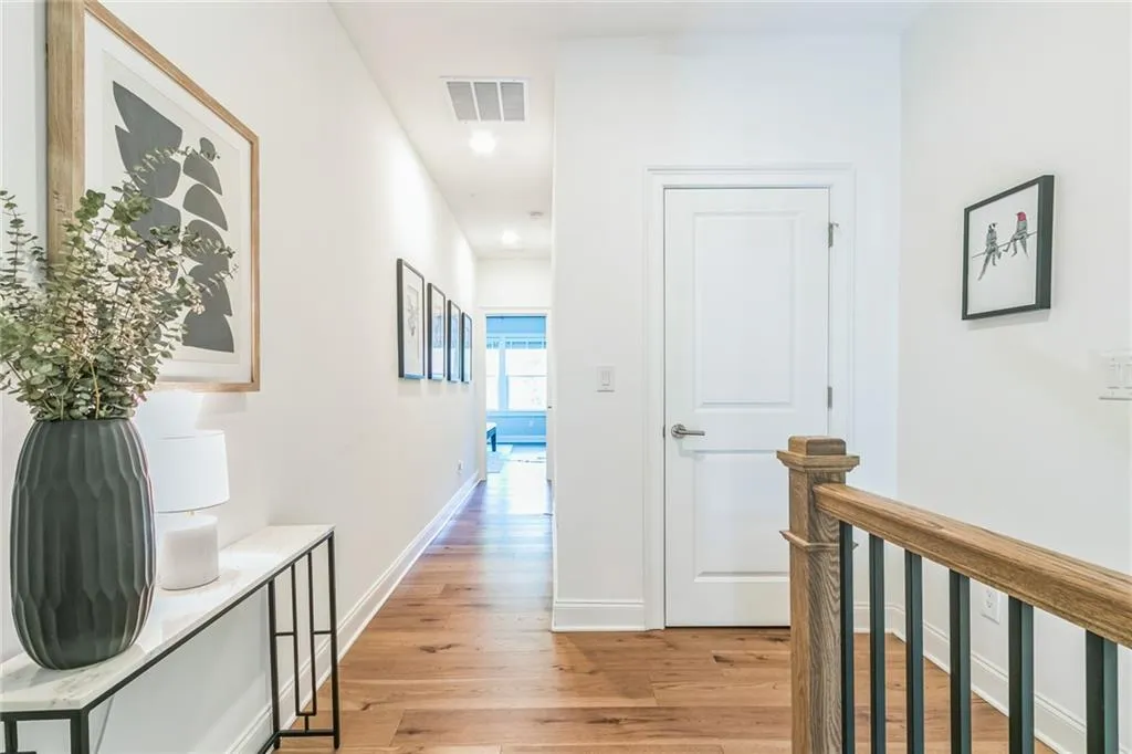 6816 Prelude Drive, Sandy Springs, Georgia 30328, 3 Bedrooms Bedrooms, ,3 BathroomsBathrooms,Residential,Sold,6816 Prelude Drive,7509923