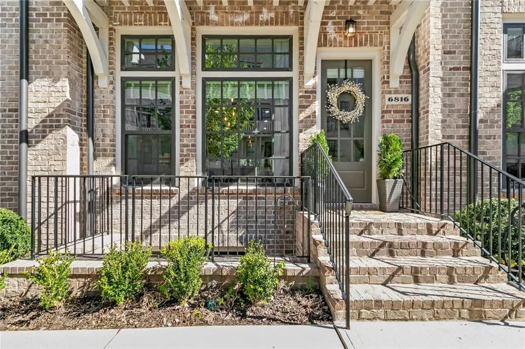 6816 Prelude Drive, Sandy Springs, Georgia 30328, 3 Bedrooms Bedrooms, ,3 BathroomsBathrooms,Residential,Sold,6816 Prelude Drive,7509923