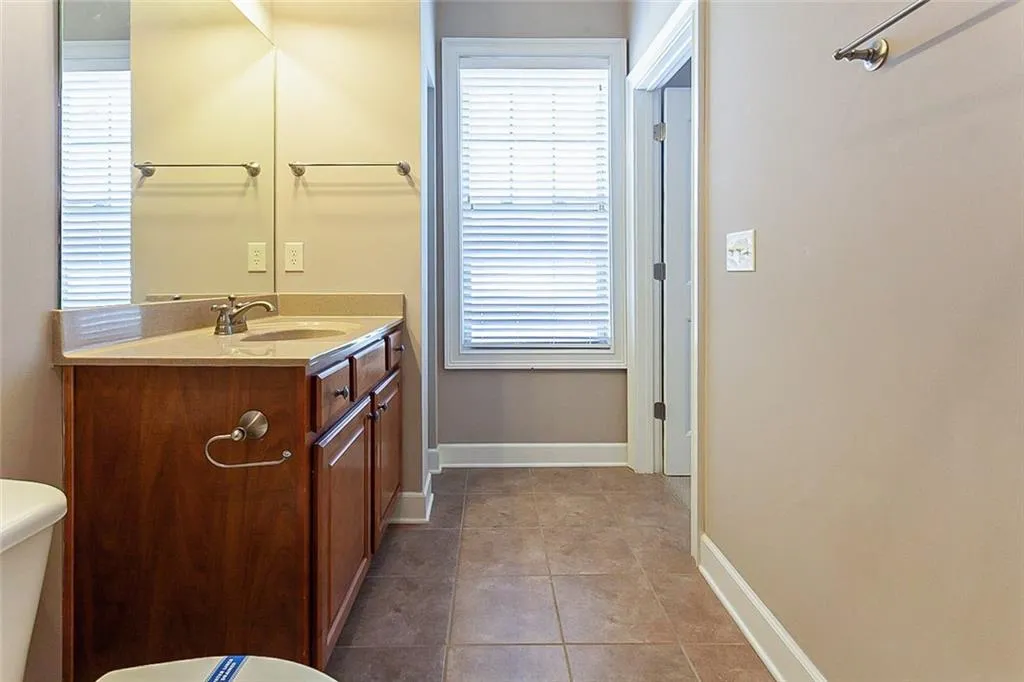 925 Telfair Close, Atlanta, Georgia 30350, 3 Bedrooms Bedrooms, ,3 BathroomsBathrooms,Residential,Sold,925 Telfair Close,6849029