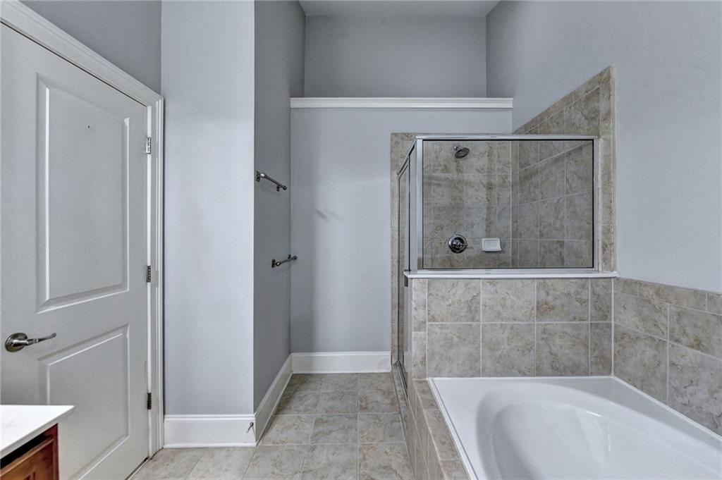 6448 Chariot Street, Atlanta, Georgia 30328, 3 Bedrooms Bedrooms, ,2 BathroomsBathrooms,Residential,Sold,6448 Chariot Street,7265940