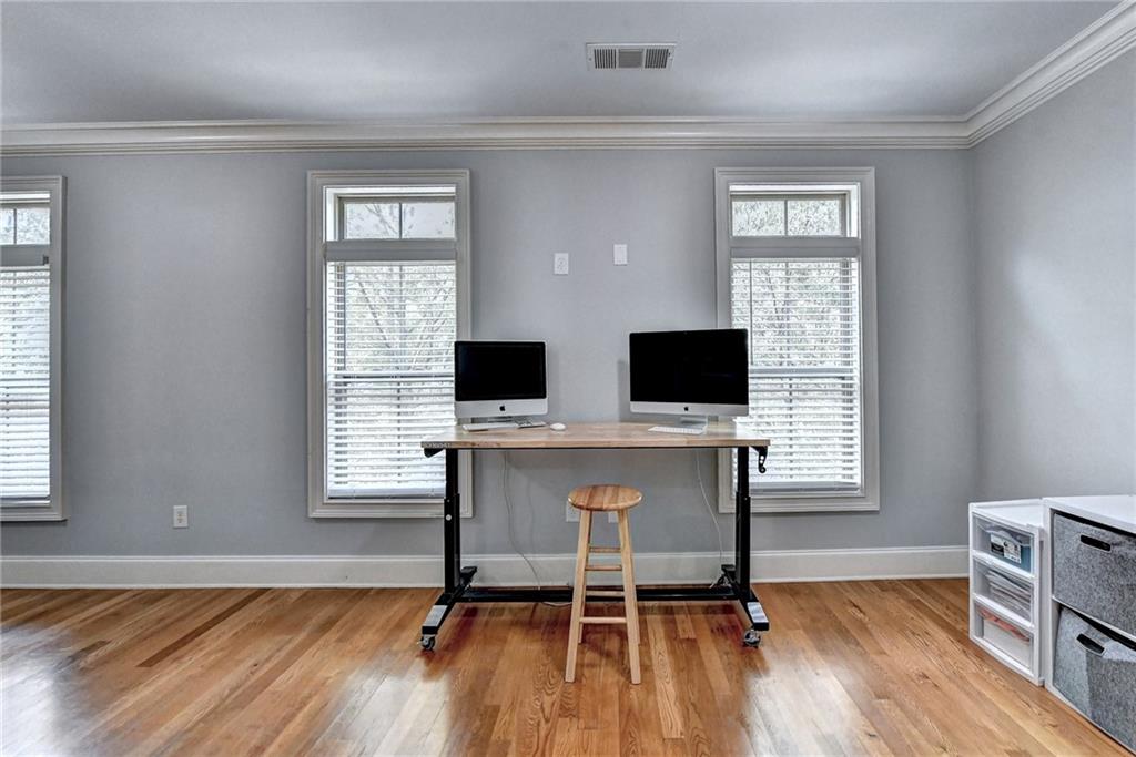 6448 Chariot Street, Atlanta, Georgia 30328, 3 Bedrooms Bedrooms, ,2 BathroomsBathrooms,Residential,Sold,6448 Chariot Street,7265940