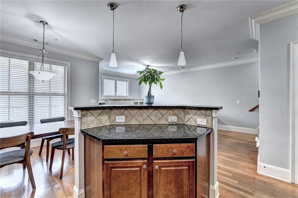 6448 Chariot Street, Atlanta, Georgia 30328, 3 Bedrooms Bedrooms, ,2 BathroomsBathrooms,Residential,Sold,6448 Chariot Street,7265940