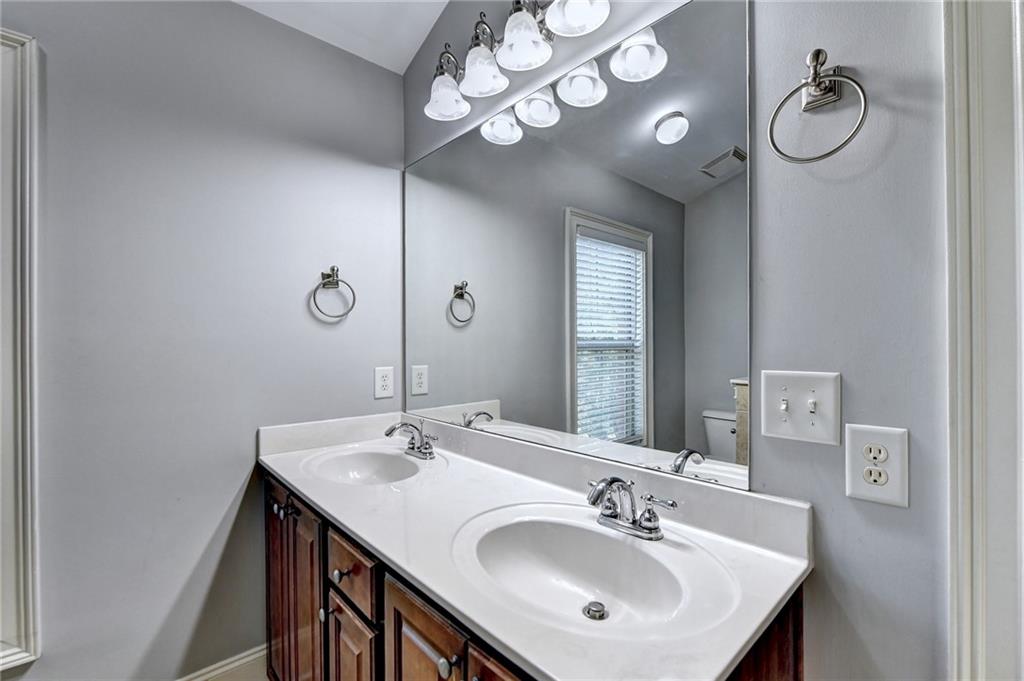 6448 Chariot Street, Atlanta, Georgia 30328, 3 Bedrooms Bedrooms, ,2 BathroomsBathrooms,Residential,Sold,6448 Chariot Street,7265940