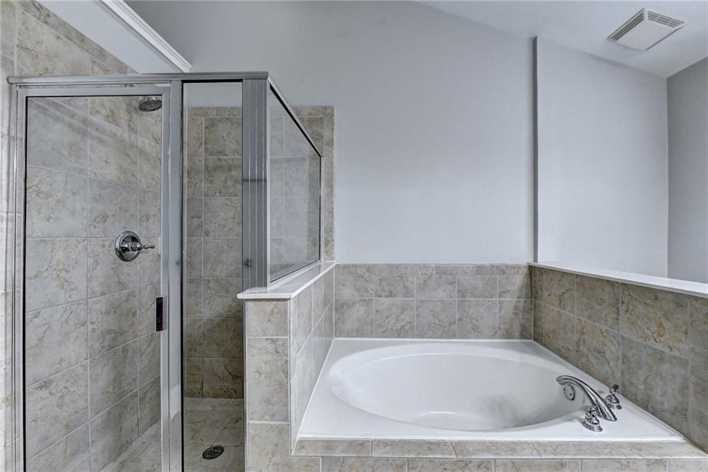 6448 Chariot Street, Atlanta, Georgia 30328, 3 Bedrooms Bedrooms, ,2 BathroomsBathrooms,Residential,Sold,6448 Chariot Street,7265940